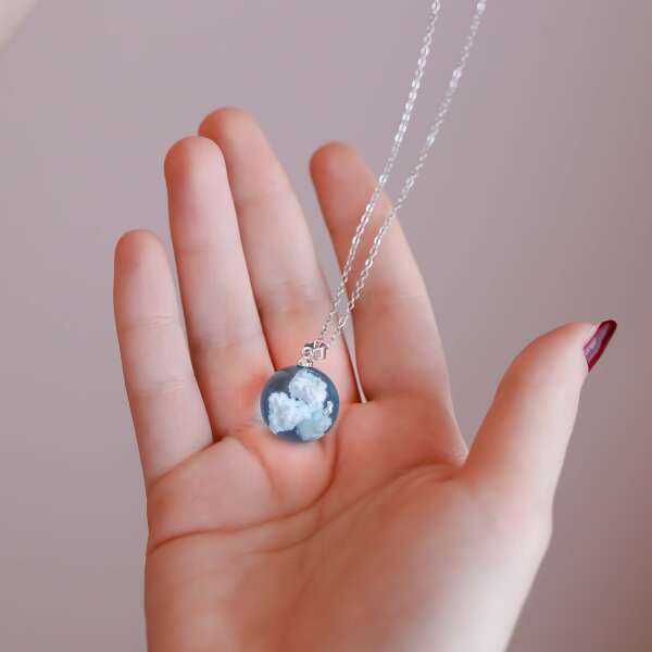 Blue Sky - A unique necklace - ModeMagneet