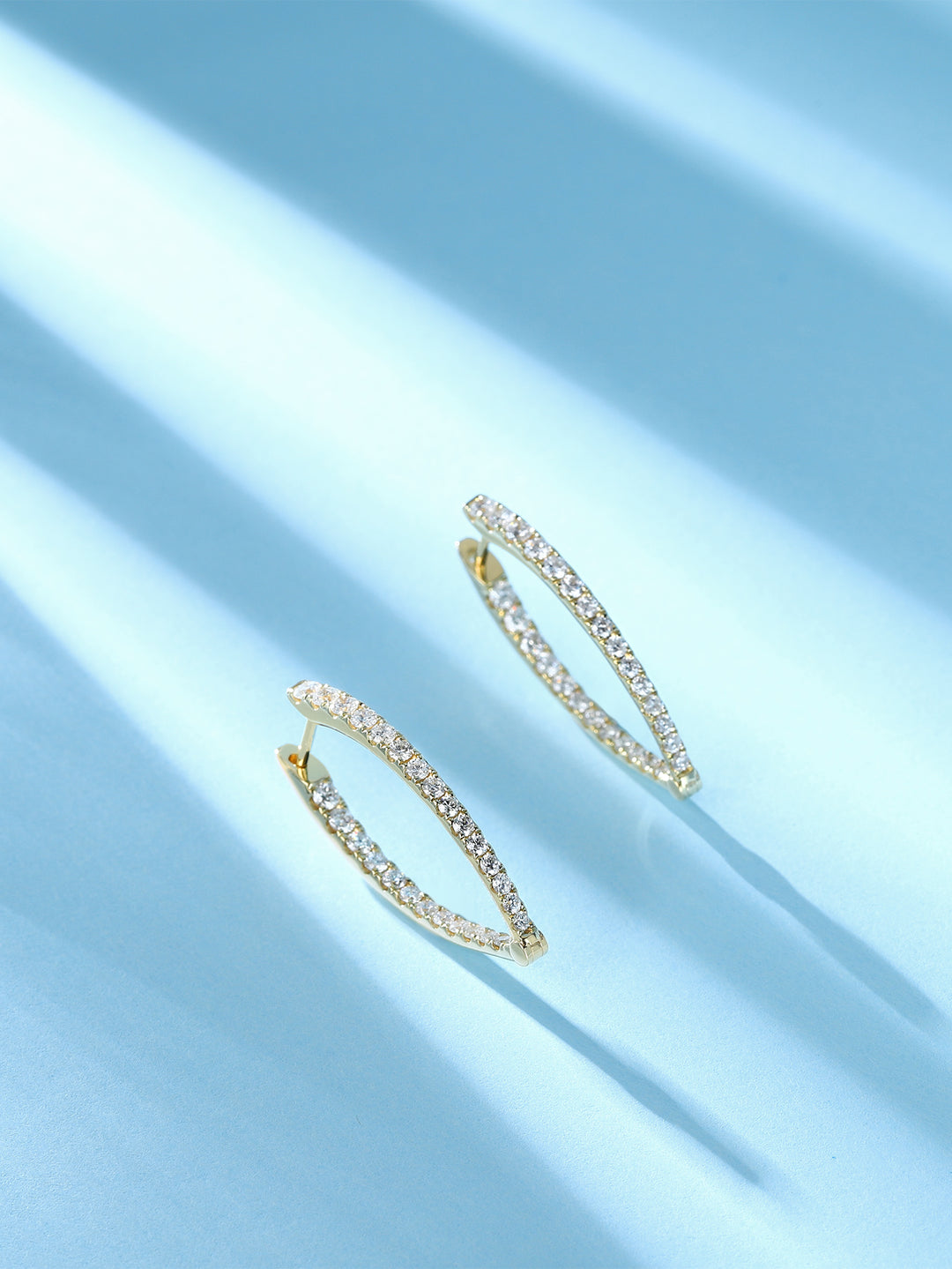 18K yellow earrings,Irregular shape earrings/hoop earrings - ModeMagneet